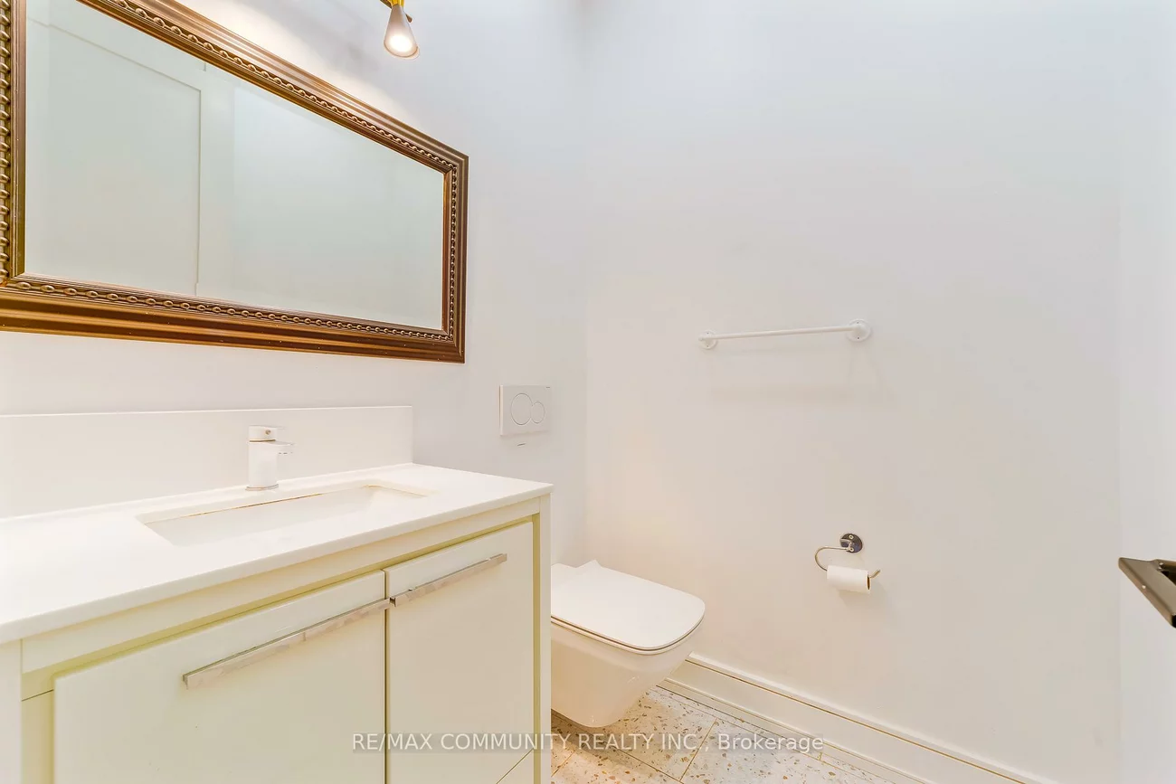 856, Kennedy, Ionview, Toronto