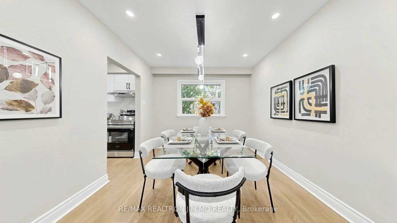 2571, Kennedy, Tam O'Shanter-Sullivan, Toronto