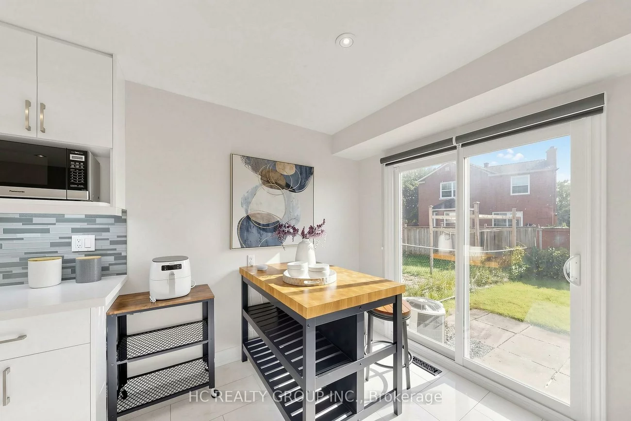 14, Becca Hall, Milliken, Toronto