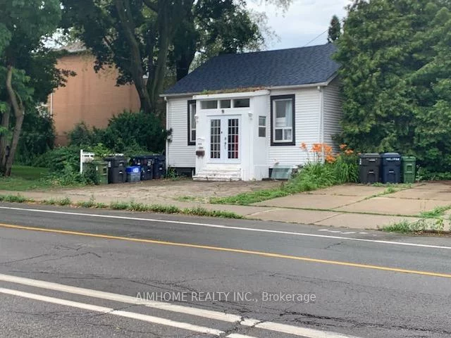 966, Dundas, South Riverdale, Toronto