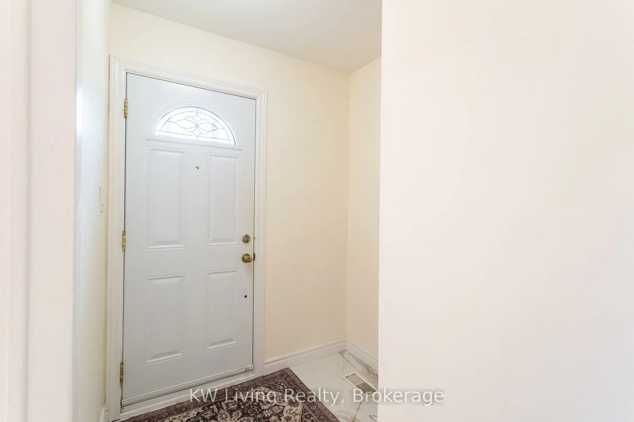 9, Rupert, Clairlea-Birchmount, Toronto