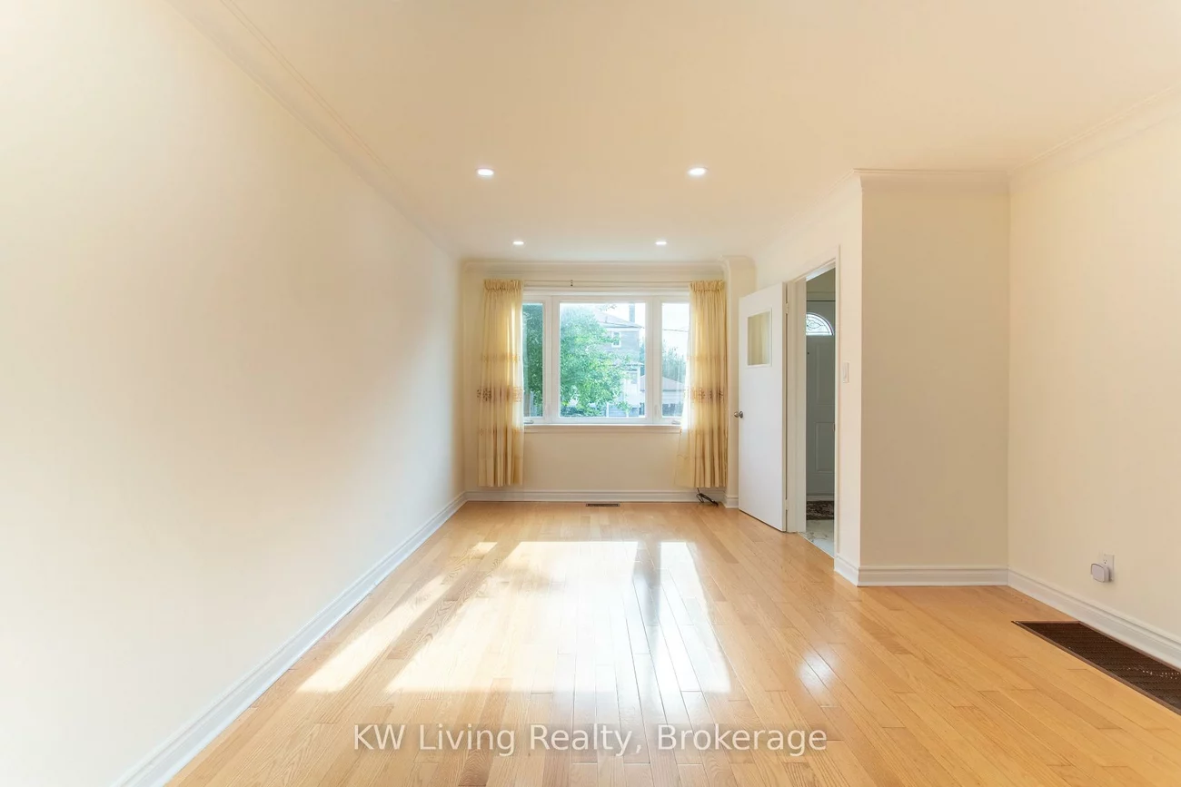 9, Rupert, Clairlea-Birchmount, Toronto