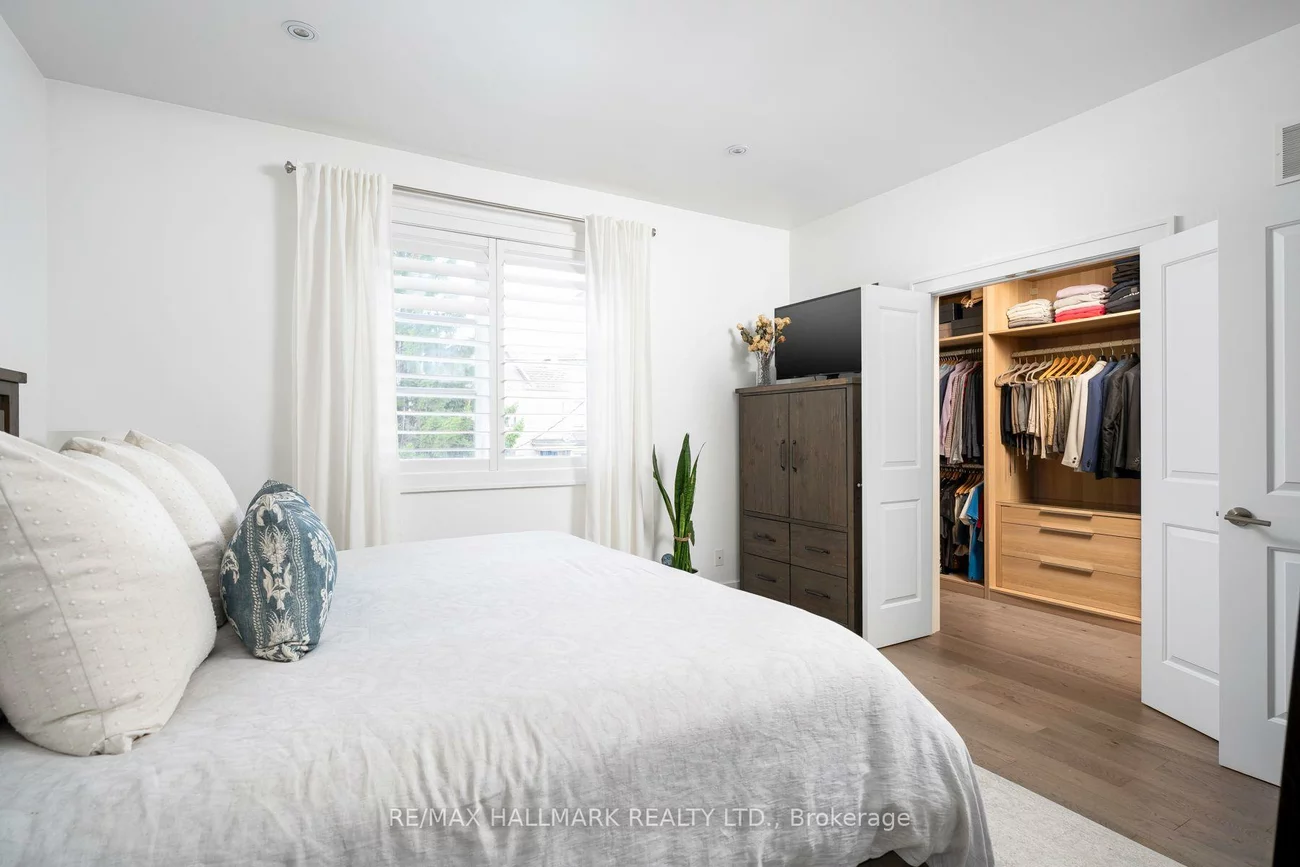 77, Leroy, Danforth Village-East York, Toronto
