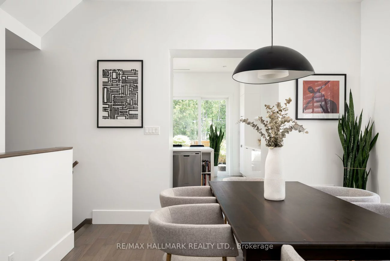 77, Leroy, Danforth Village-East York, Toronto