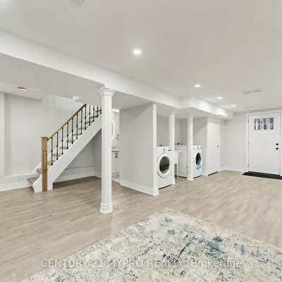 7, Cherry Nook, Greenwood-Coxwell, Toronto