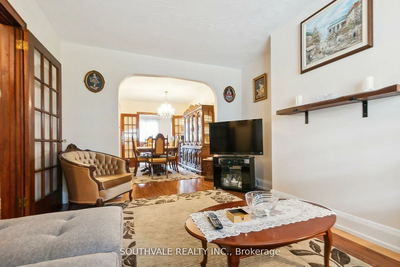 67, Kings Park, Danforth Village-East York, Toronto