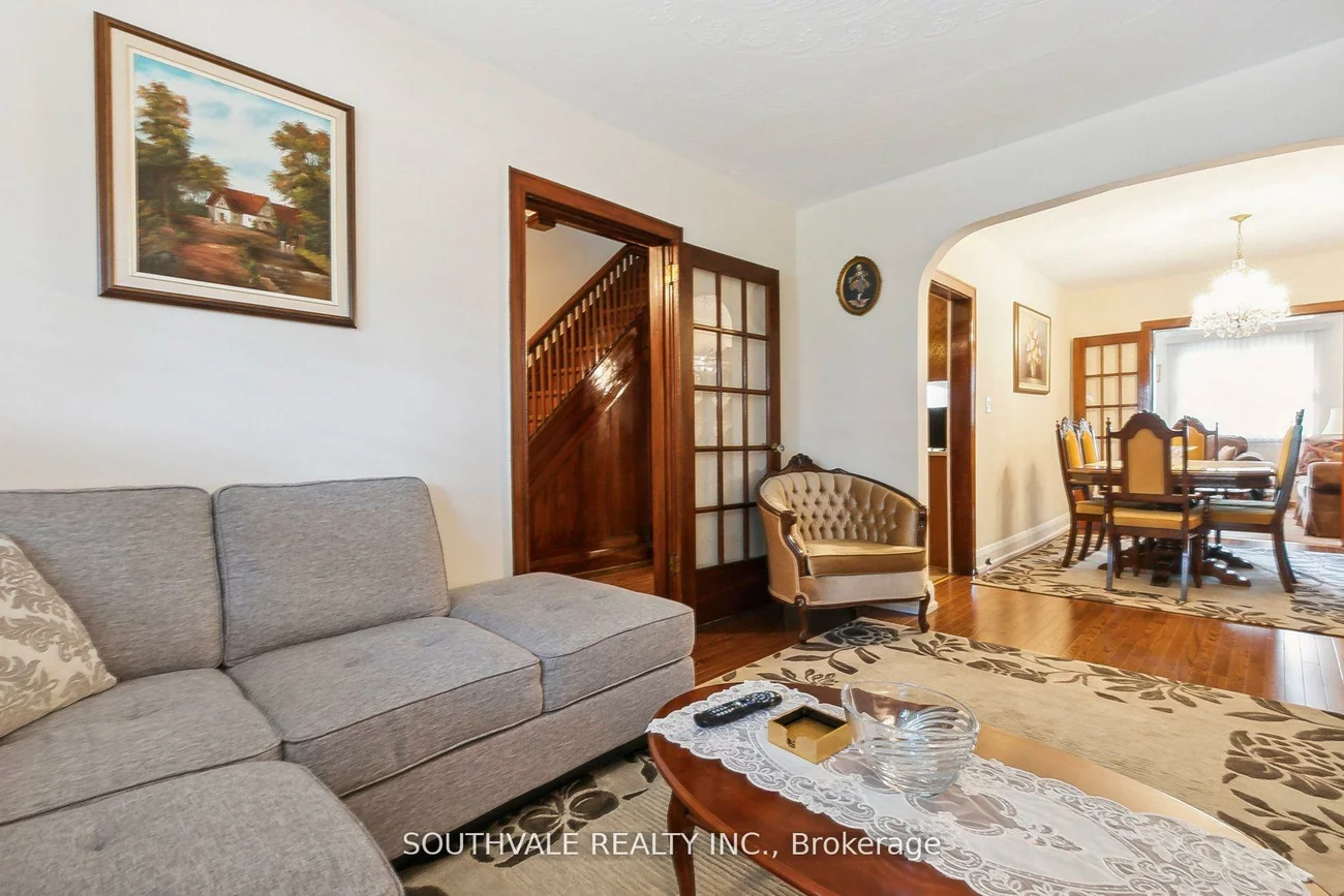 67, Kings Park, Danforth Village-East York, Toronto
