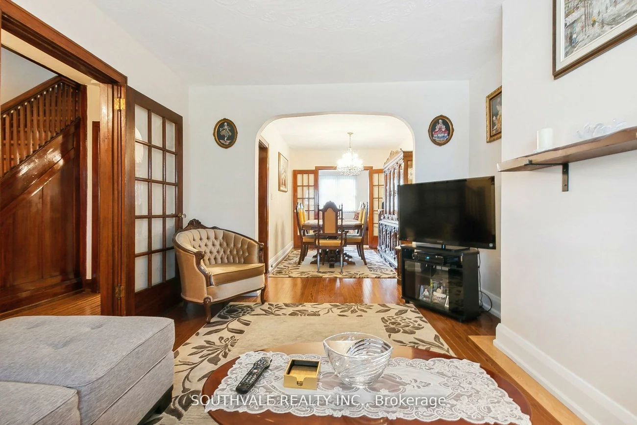 67, Kings Park, Danforth Village-East York, Toronto