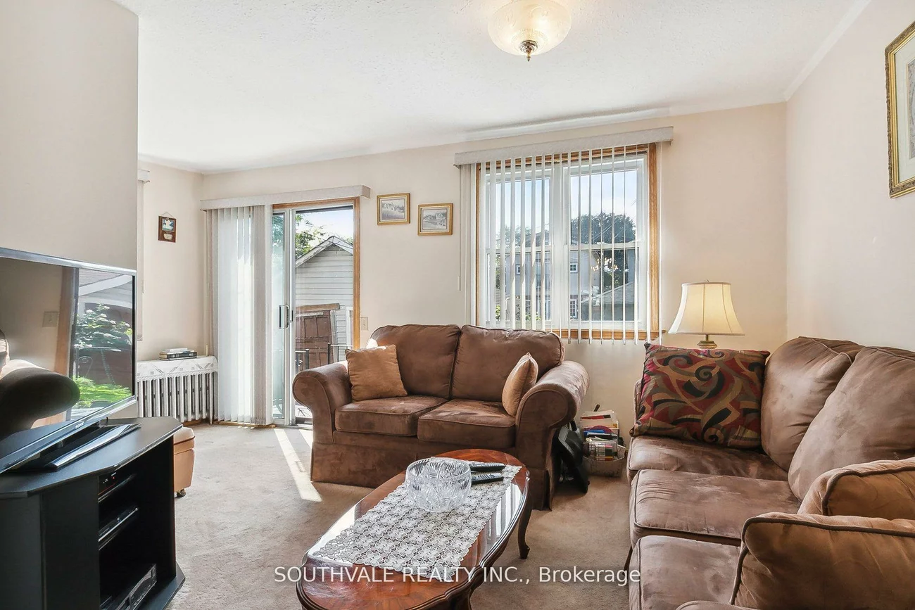 67, Kings Park, Danforth Village-East York, Toronto