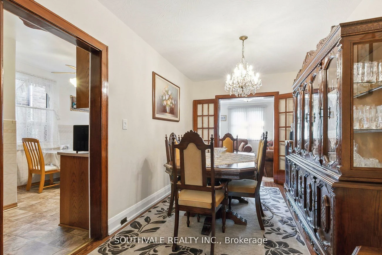 67, Kings Park, Danforth Village-East York, Toronto