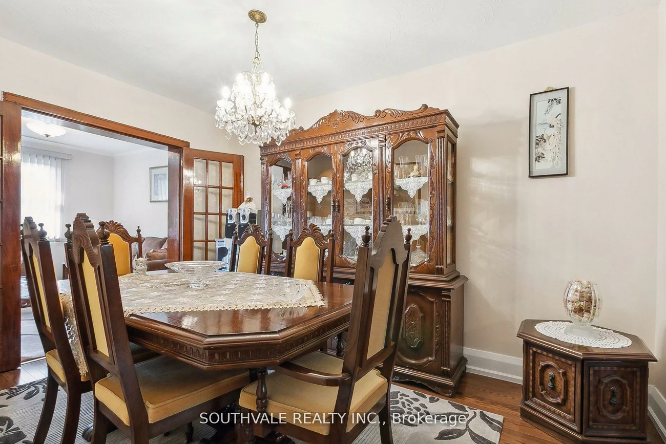 67, Kings Park, Danforth Village-East York, Toronto