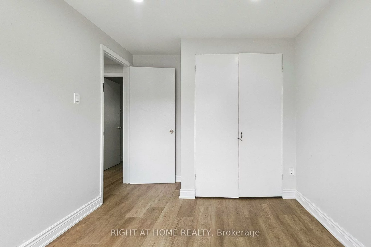 29, Cheatham, Malvern, Toronto