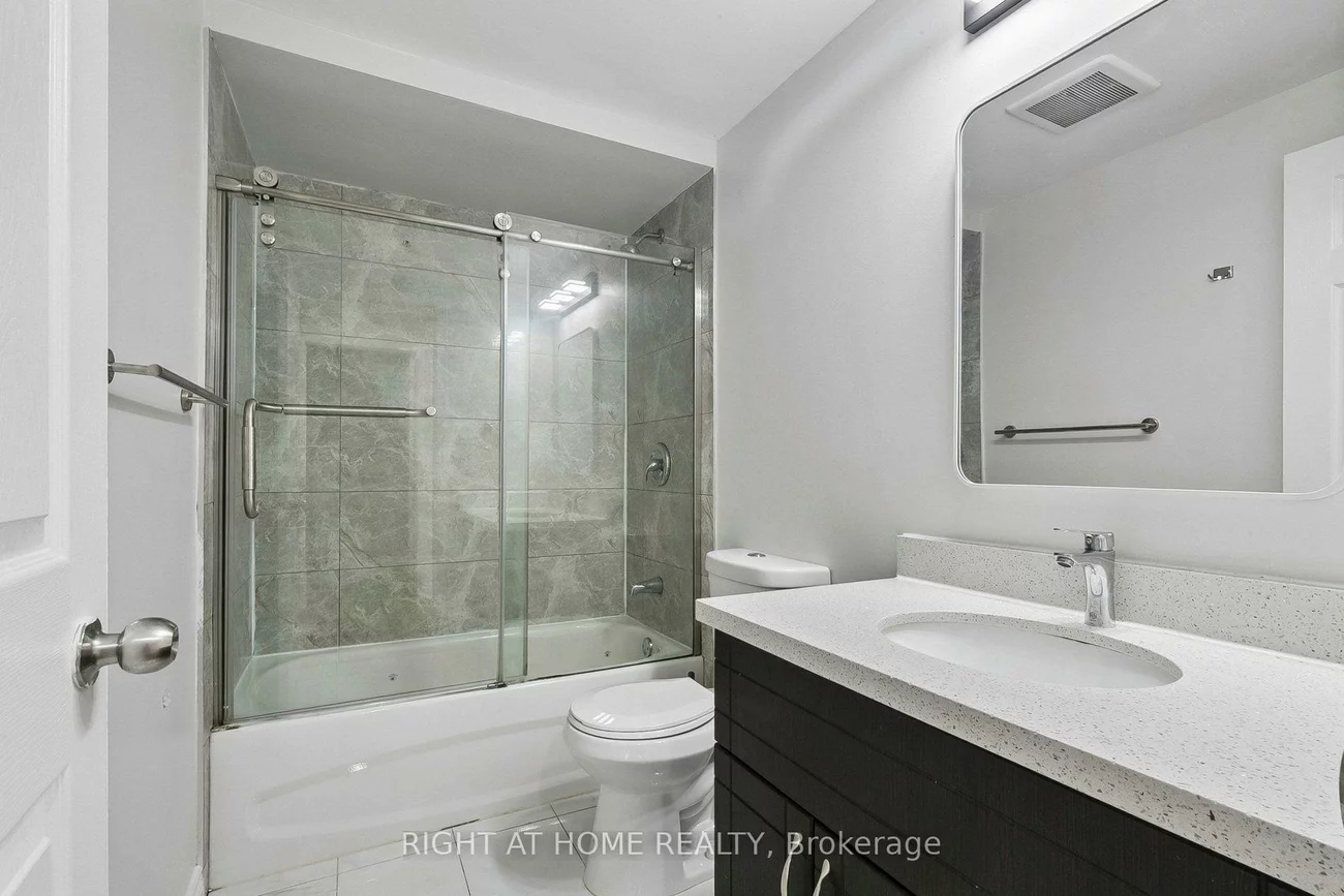 29, Cheatham, Malvern, Toronto