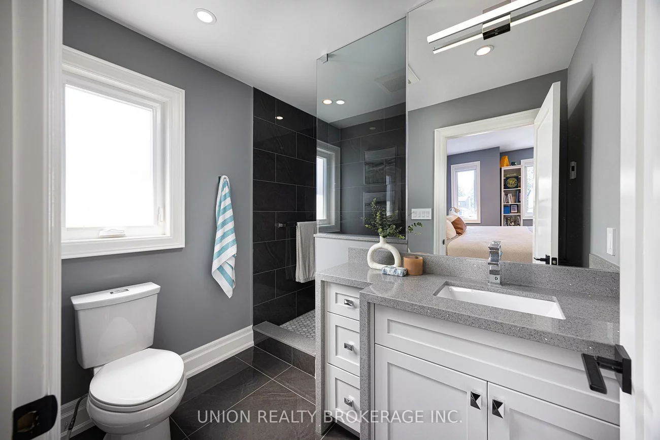 400, Rouge Hills, Rouge E10, Toronto