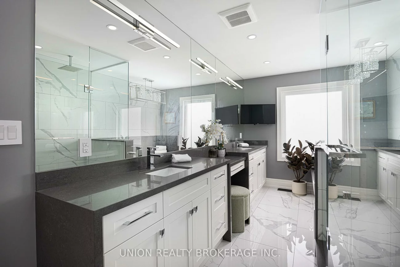 400, Rouge Hills, Rouge E10, Toronto