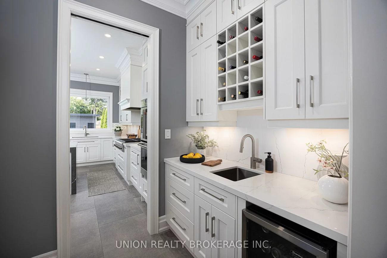 400, Rouge Hills, Rouge E10, Toronto