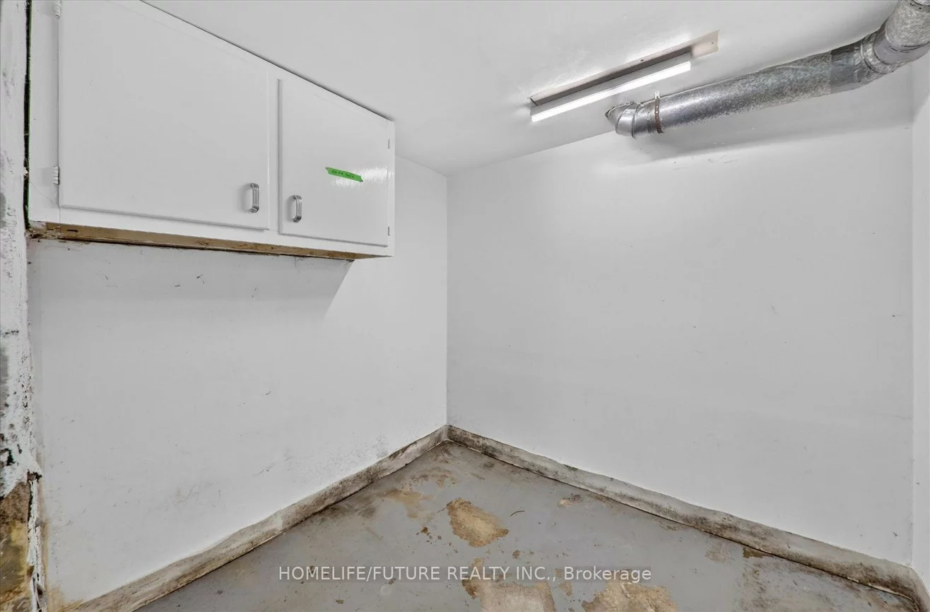 56, Sparkhall, North Riverdale, Toronto