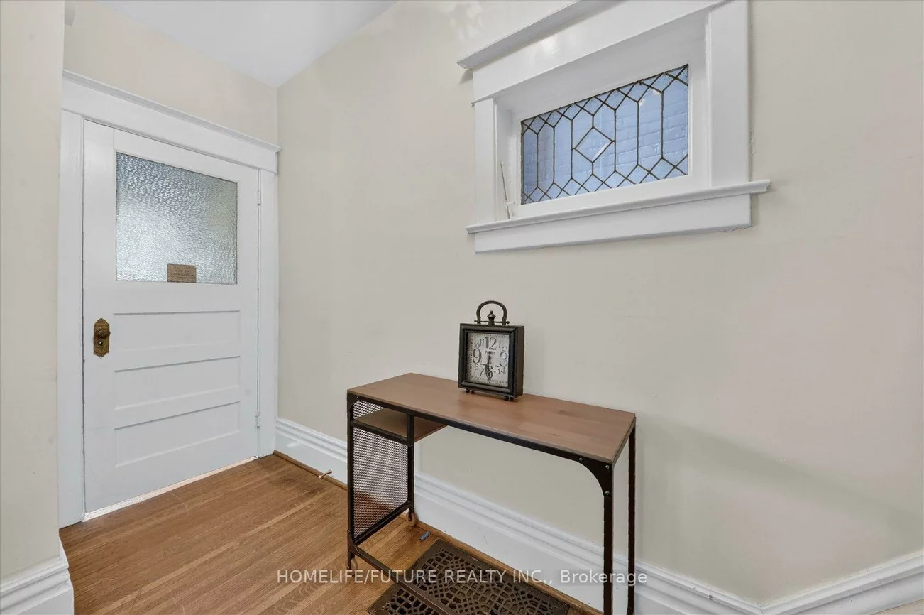 56, Sparkhall, North Riverdale, Toronto