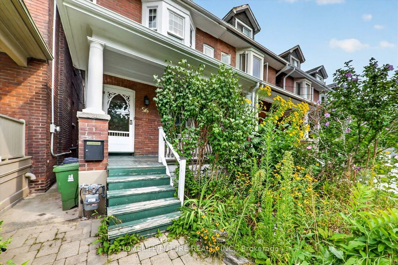 56, Sparkhall, North Riverdale, Toronto