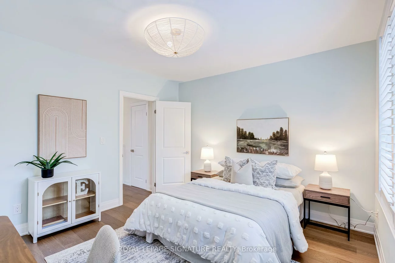 222, Queensdale, Danforth Village-East York, Toronto