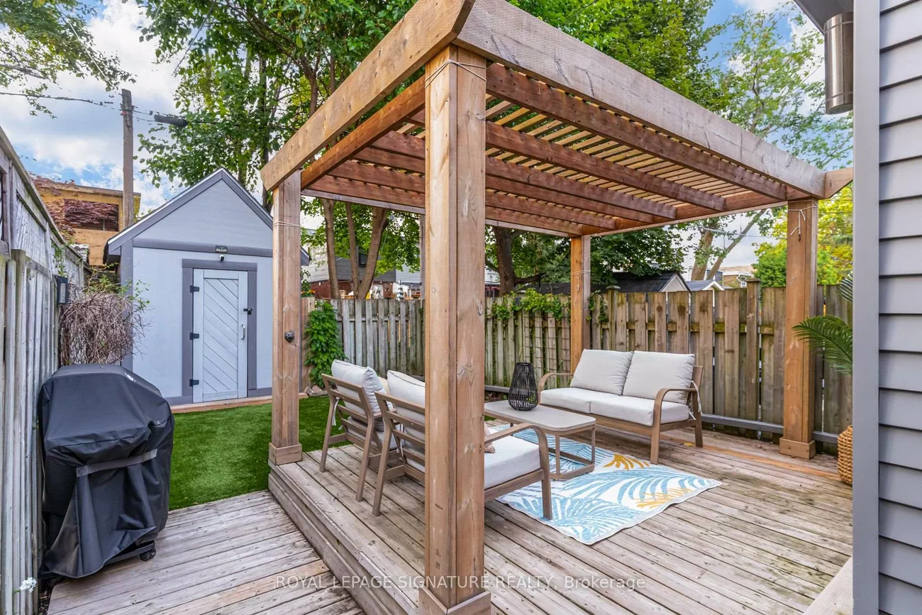 222, Queensdale, Danforth Village-East York, Toronto