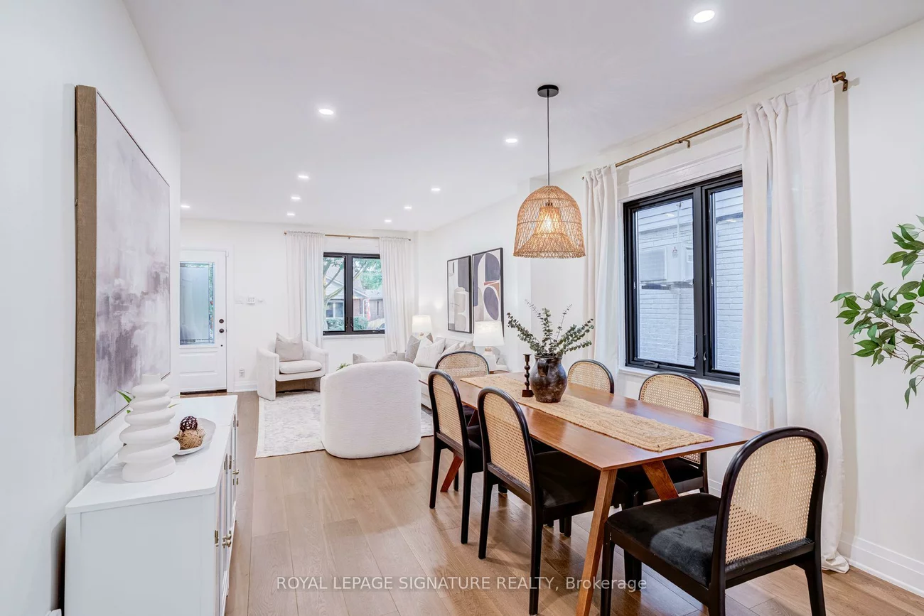222, Queensdale, Danforth Village-East York, Toronto