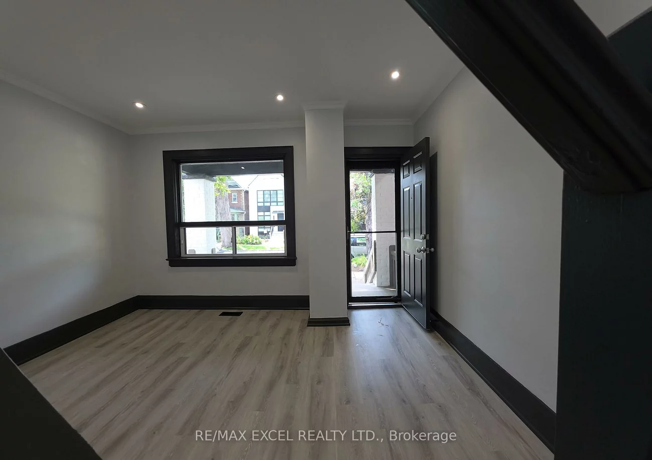 171, Langford, Danforth Village-East York, Toronto