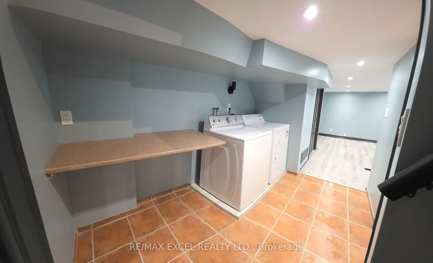 171, Langford, Danforth Village-East York, Toronto