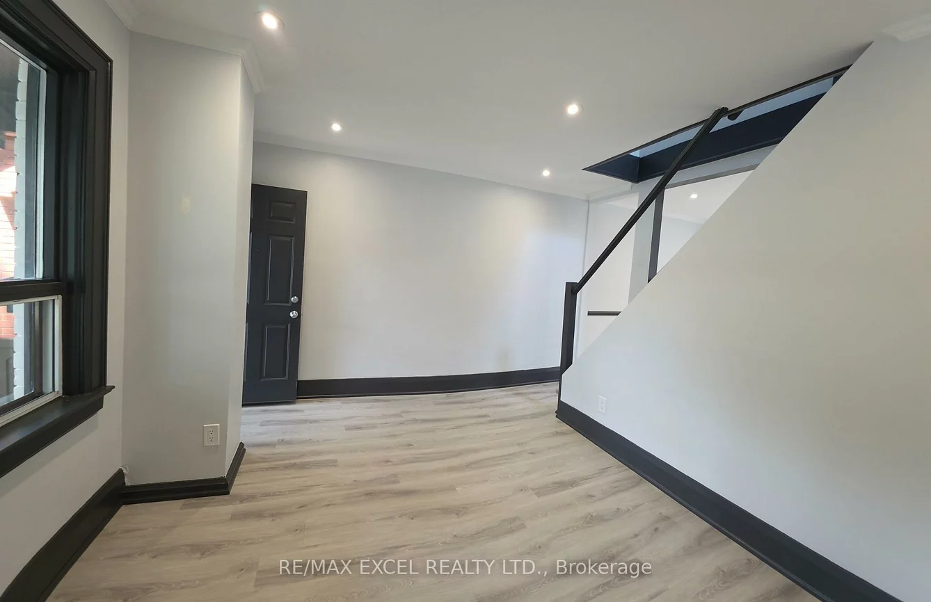 171, Langford, Danforth Village-East York, Toronto