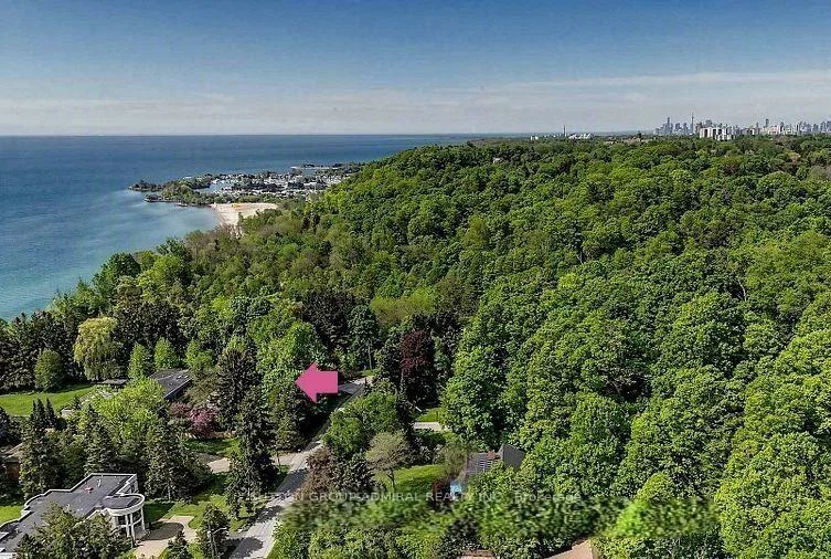 48, Meadowcliffe, Cliffcrest, Toronto