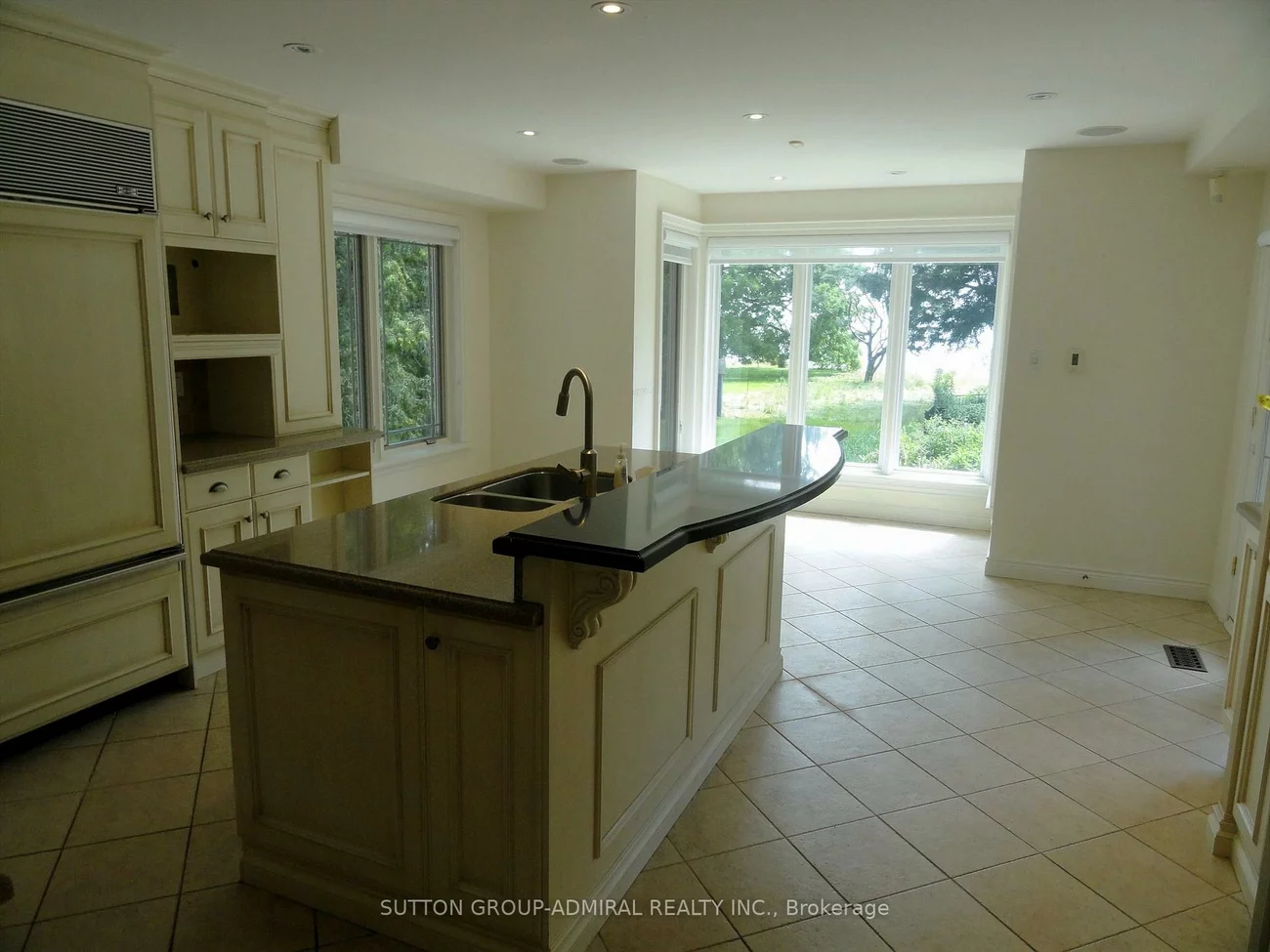 48, Meadowcliffe, Cliffcrest, Toronto