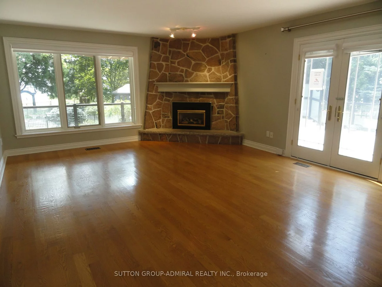 48, Meadowcliffe, Cliffcrest, Toronto