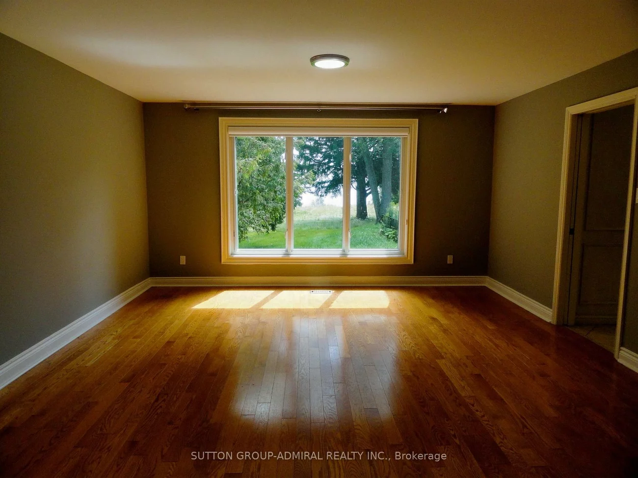 48, Meadowcliffe, Cliffcrest, Toronto