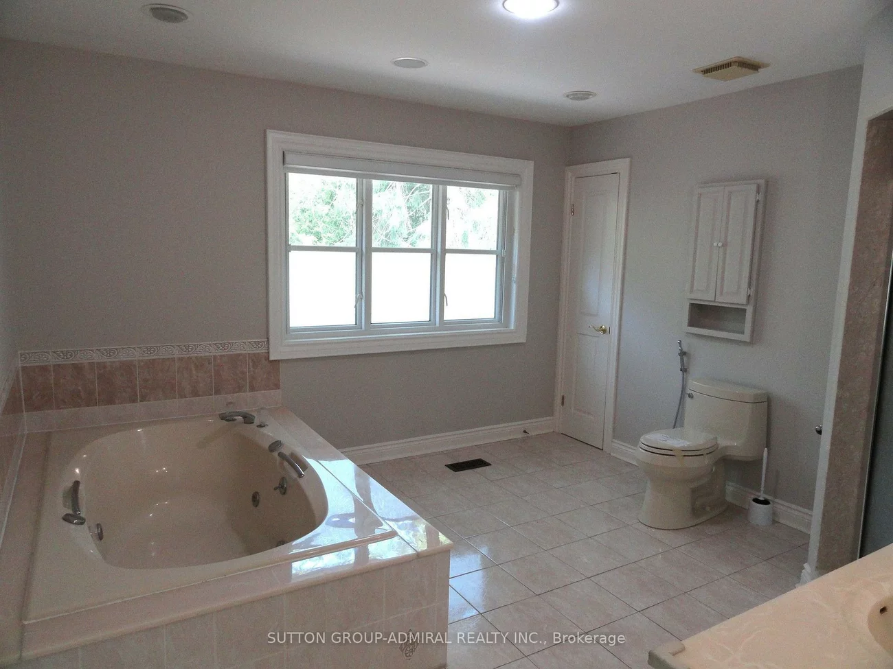48, Meadowcliffe, Cliffcrest, Toronto