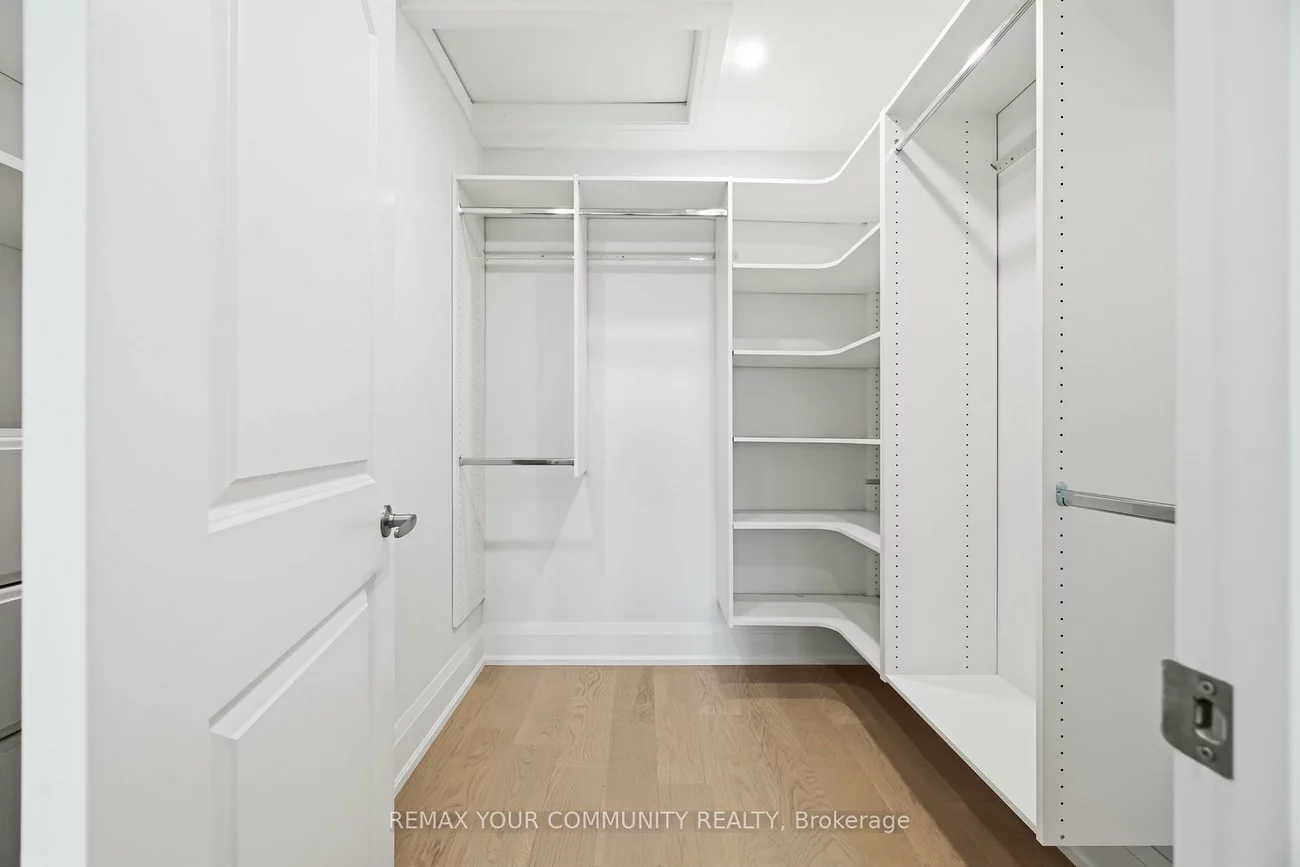 20, Castille, Wexford-Maryvale, Toronto