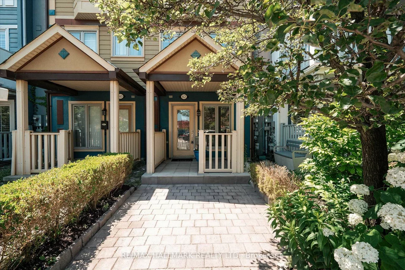 82, Woodbine, The Beaches, Toronto