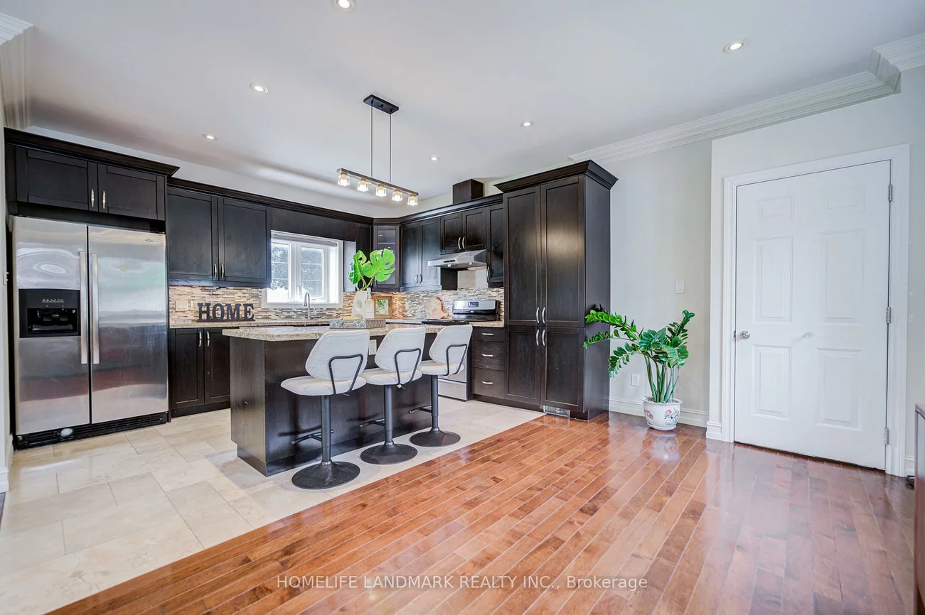 964, Pharmacy, Wexford-Maryvale, Toronto