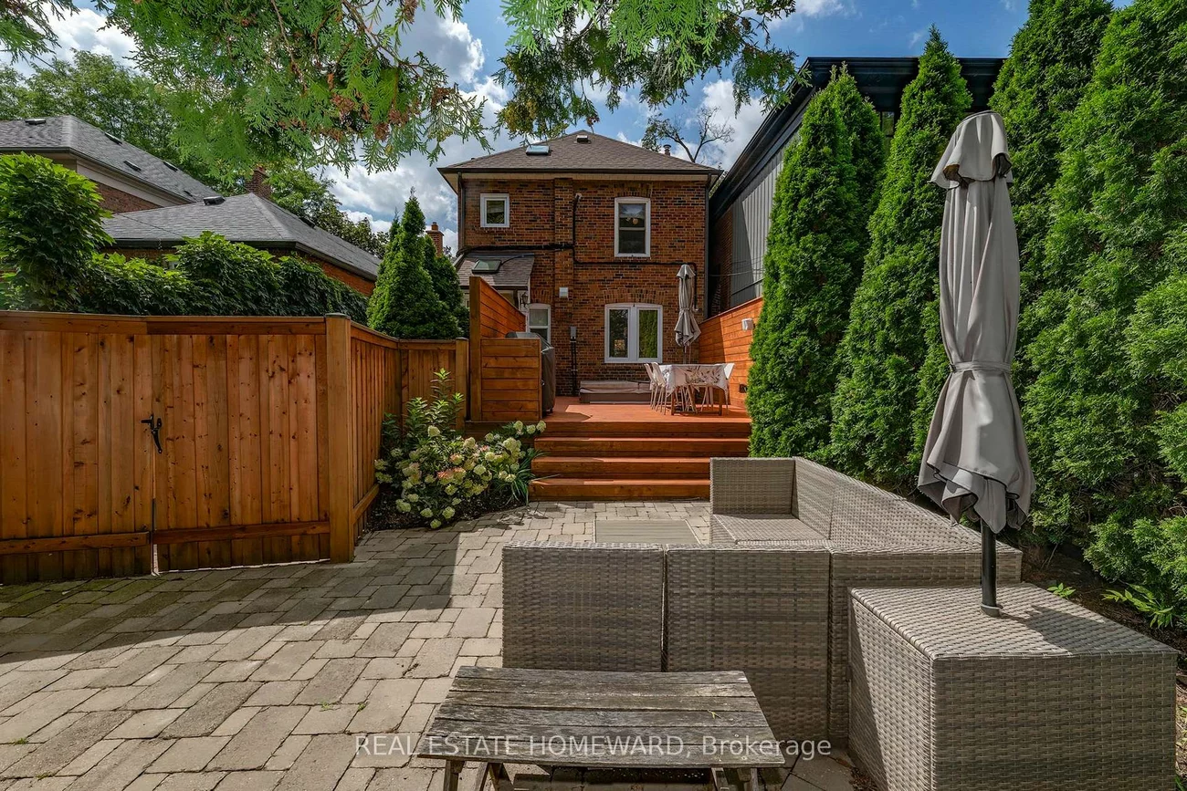 53, Pepler, East York, Toronto