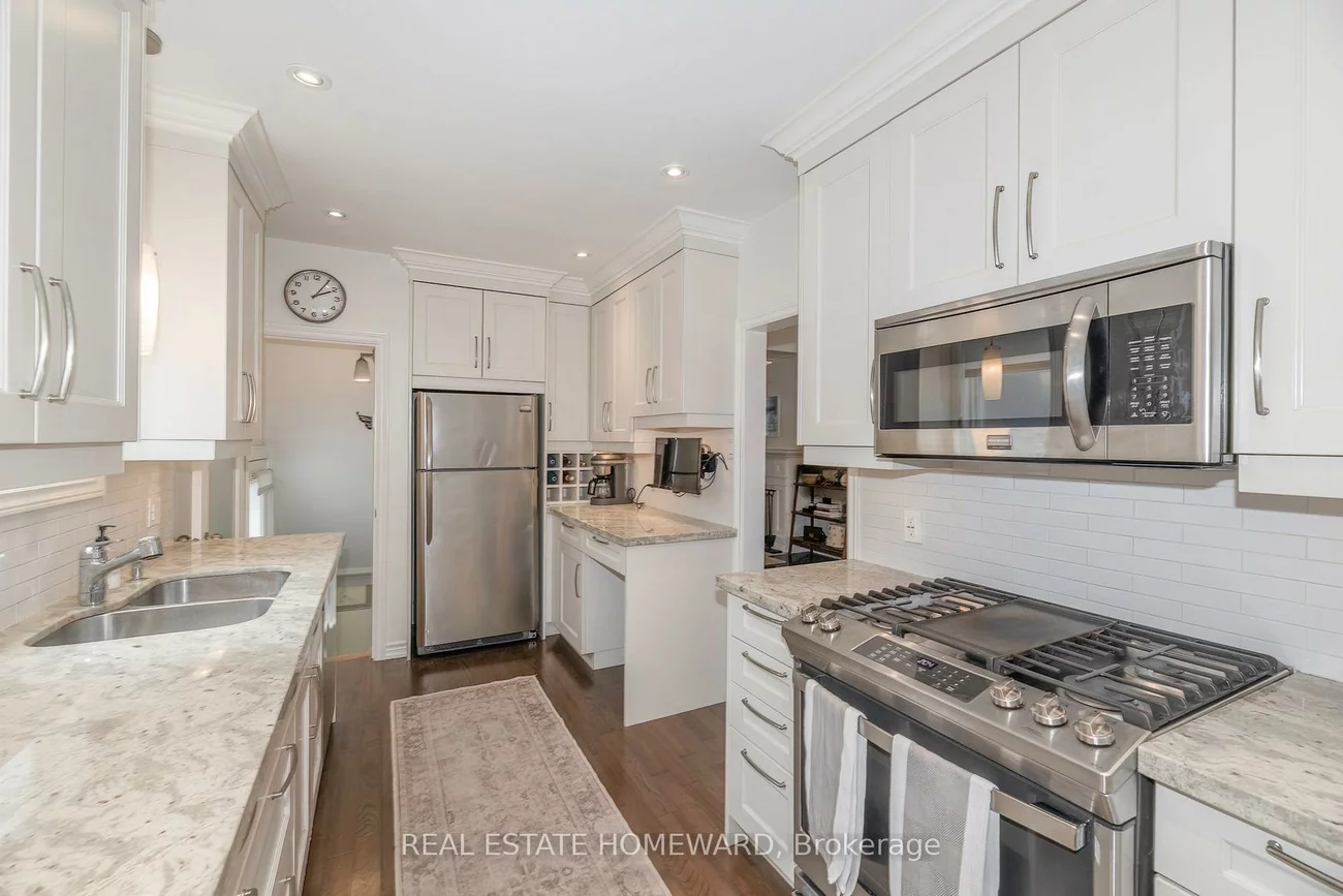 53, Pepler, East York, Toronto
