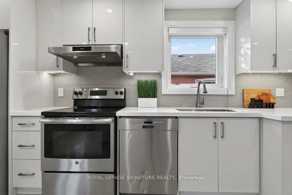 24, Glenshaw, O'Connor-Parkview, Toronto