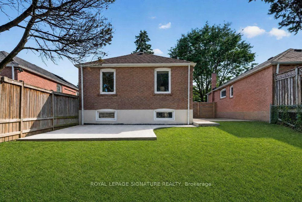 24, Glenshaw, O'Connor-Parkview, Toronto