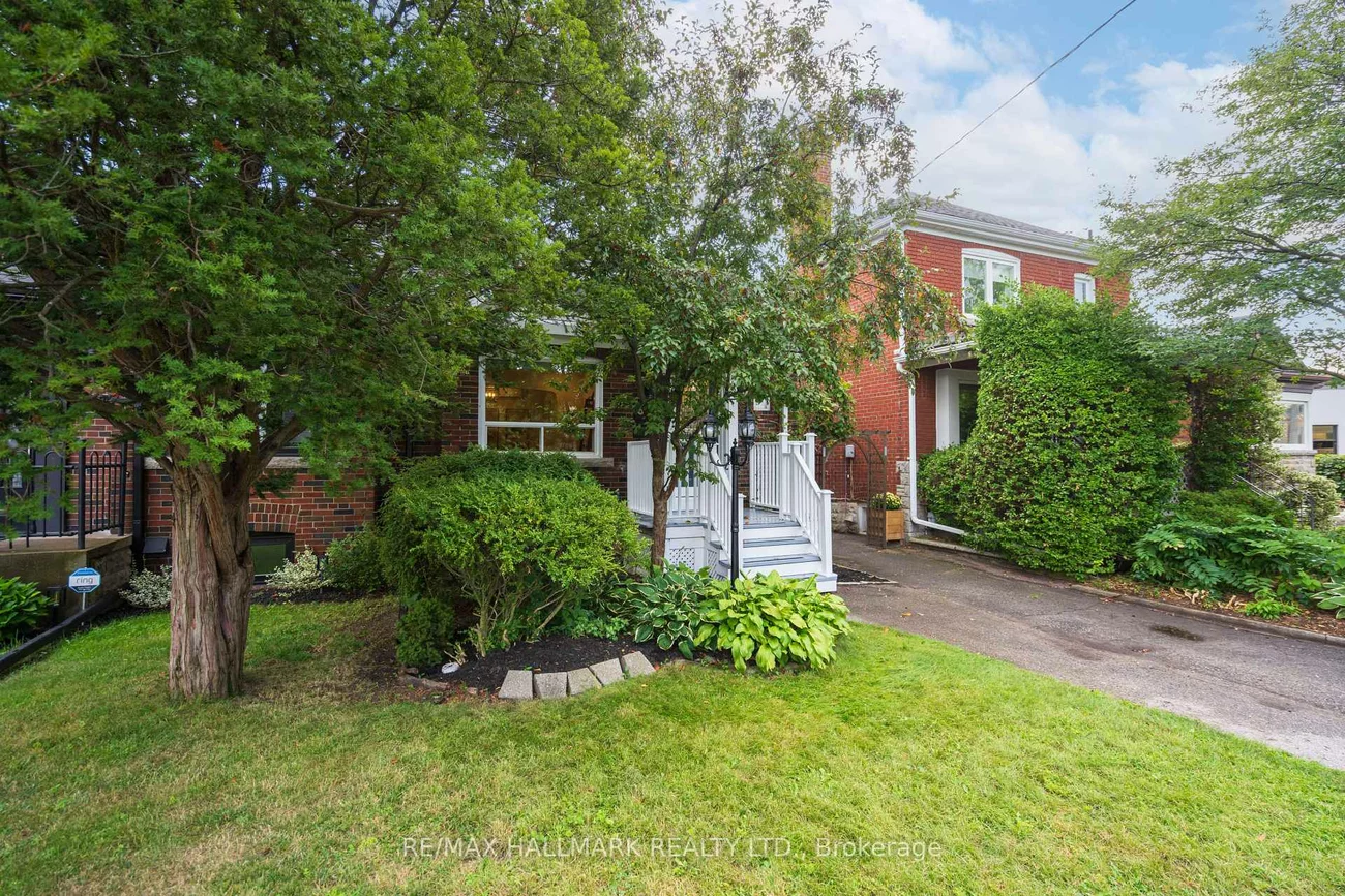 76, Pape, South Riverdale, Toronto