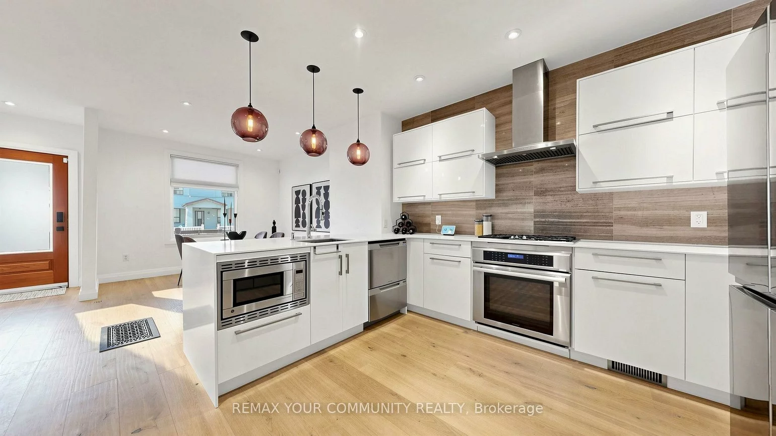 149, Jones, South Riverdale, Toronto