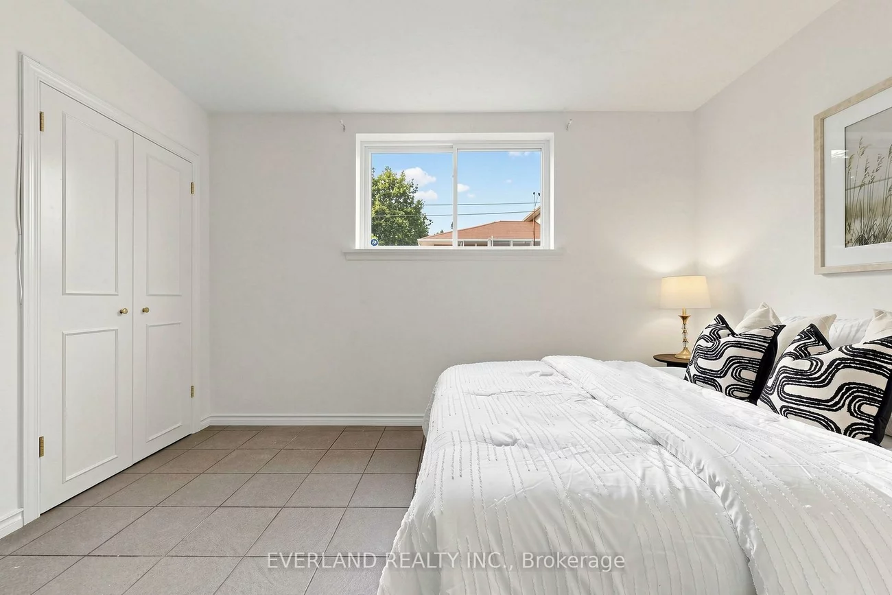 38, Six Nations, Woburn, Toronto