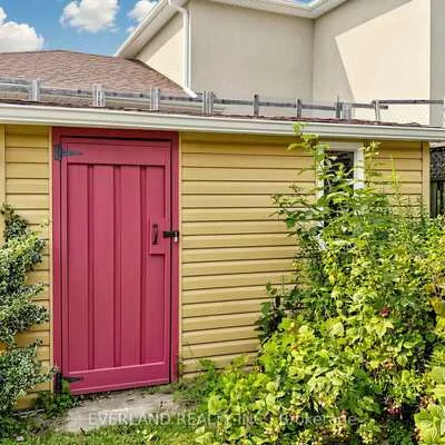 38, Six Nations, Woburn, Toronto