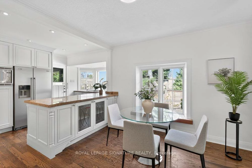 2, Pine Ridge, Cliffcrest, Toronto