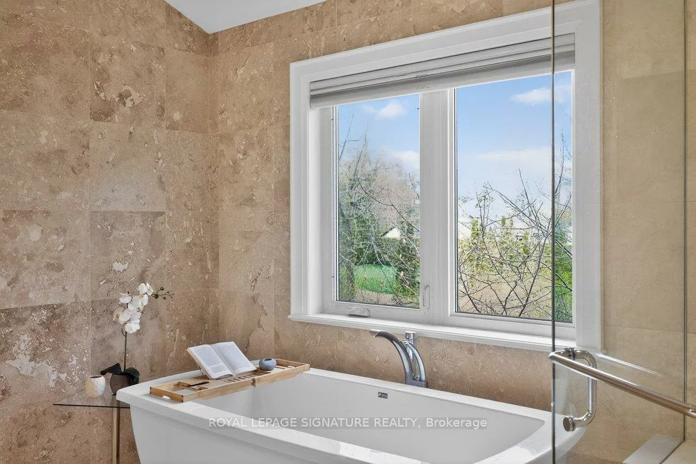 2, Pine Ridge, Cliffcrest, Toronto