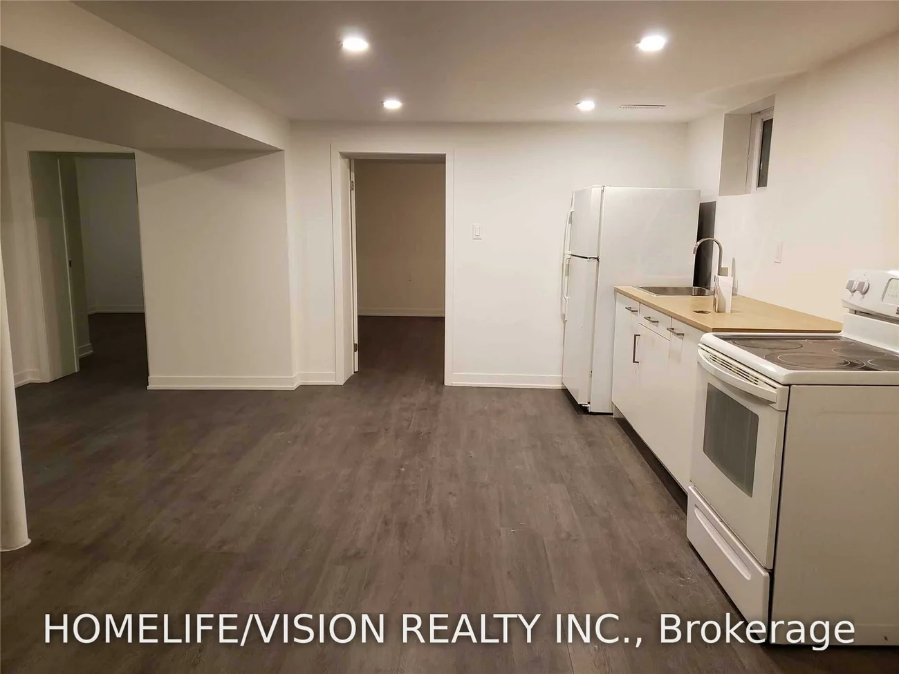 61, Lewiston, Dorset Park, Toronto