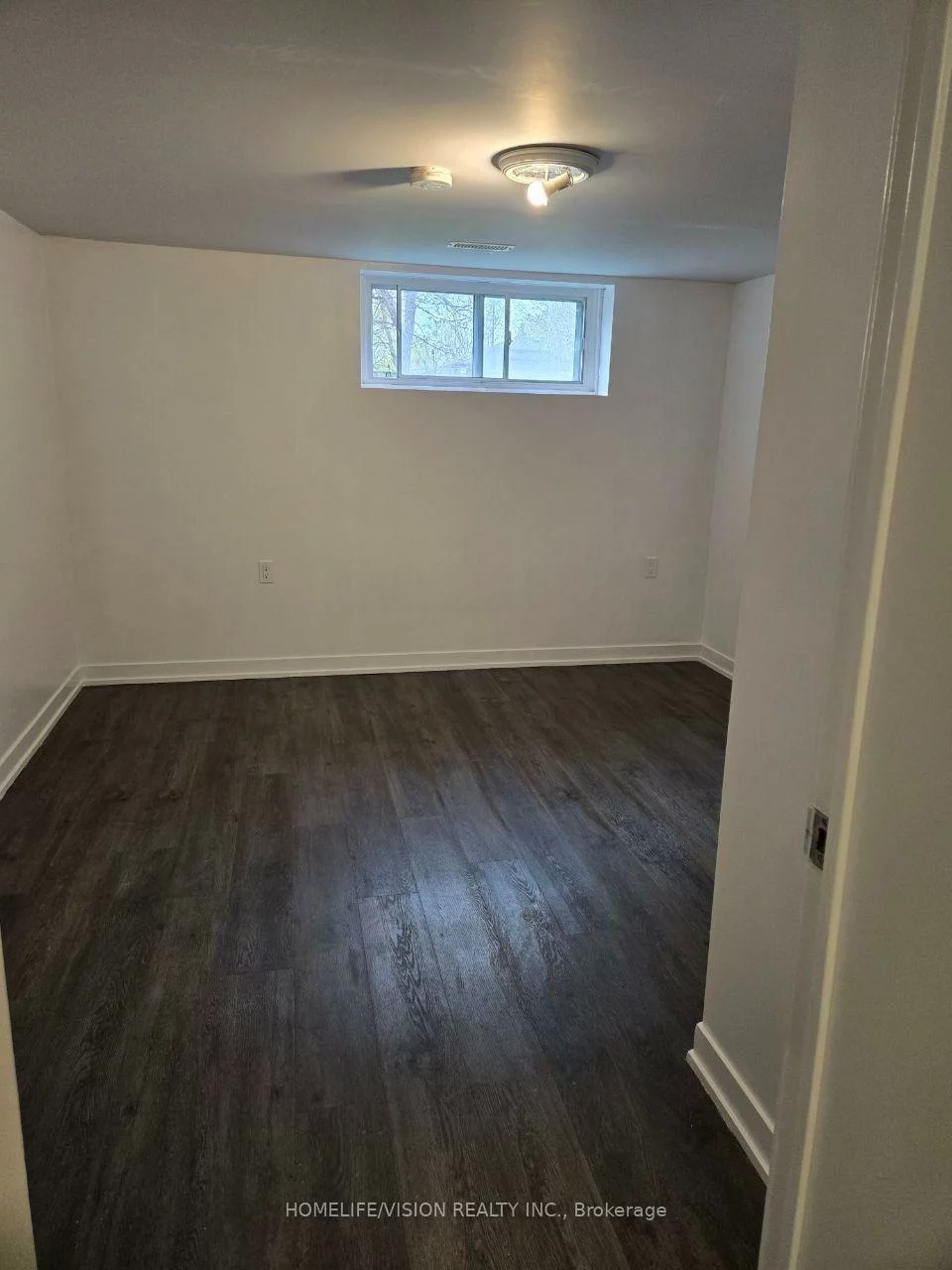 61, Lewiston, Dorset Park, Toronto