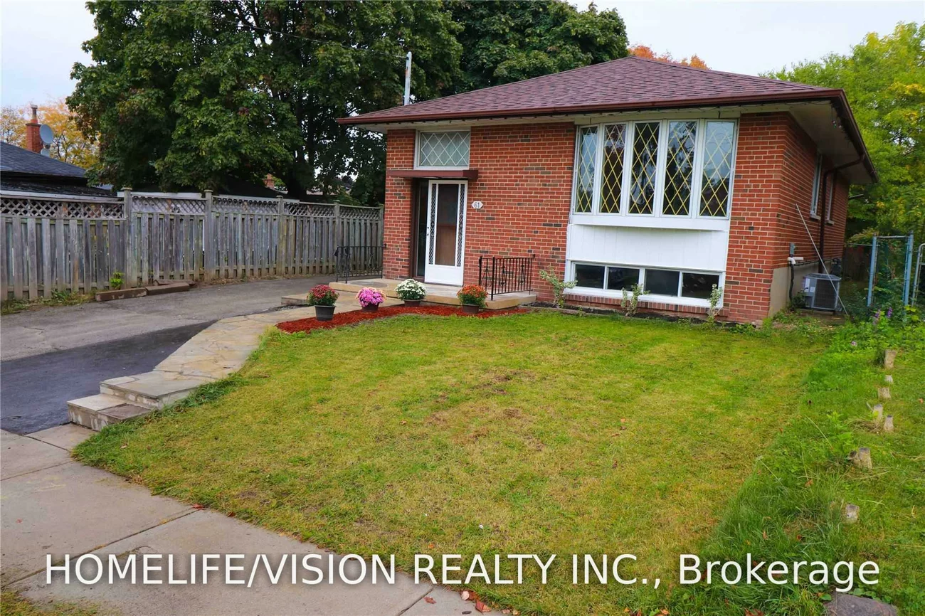 61, Lewiston, Dorset Park, Toronto